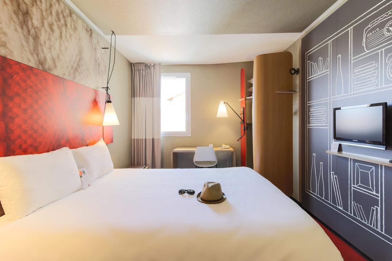 Отель Ibis Carcassonne Est La Cite Экстерьер фото