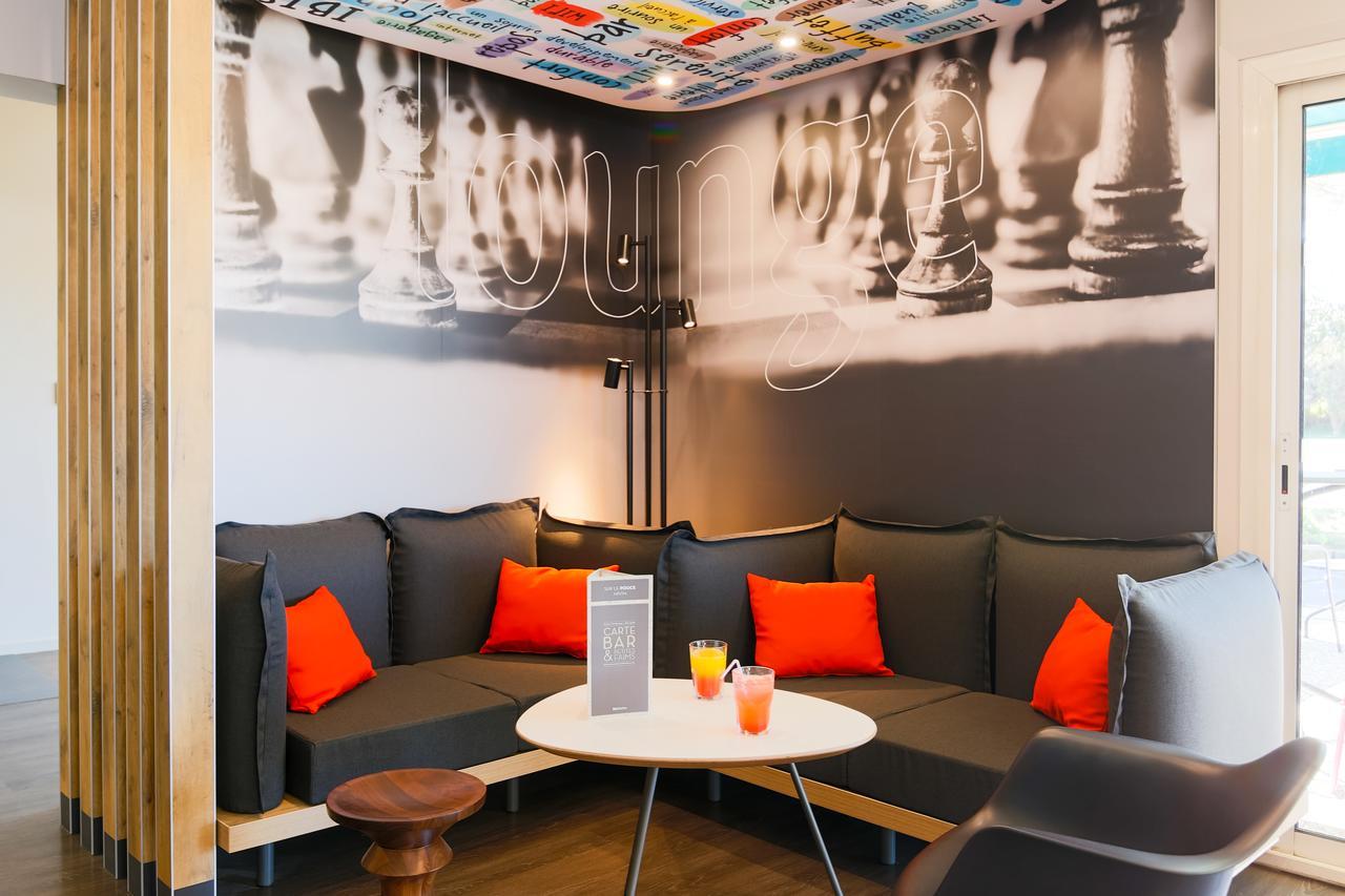 Отель Ibis Carcassonne Est La Cite Экстерьер фото