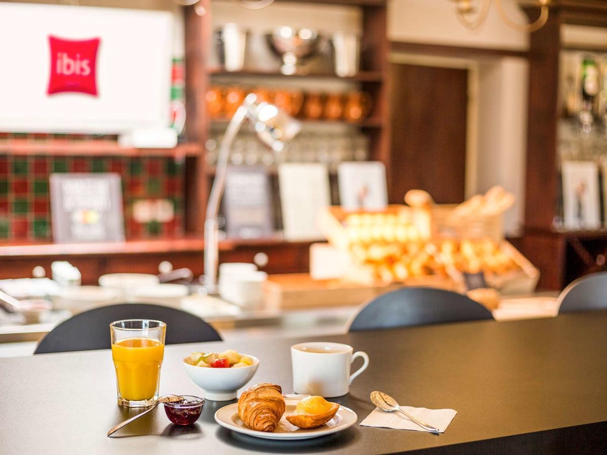 Отель Ibis Carcassonne Est La Cite Экстерьер фото