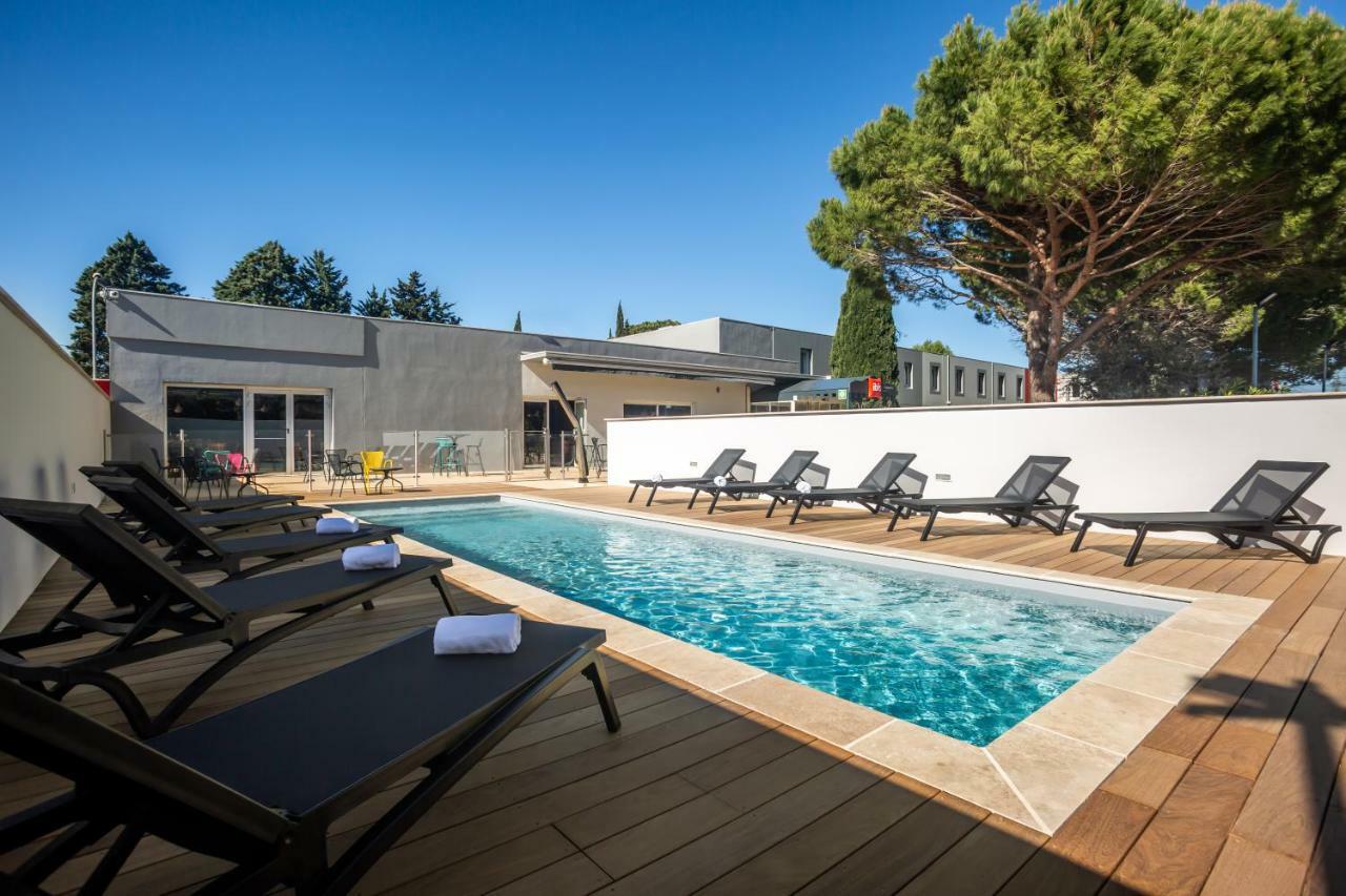 Отель Ibis Carcassonne Est La Cite Экстерьер фото